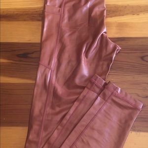 Ethos leggings with pocket